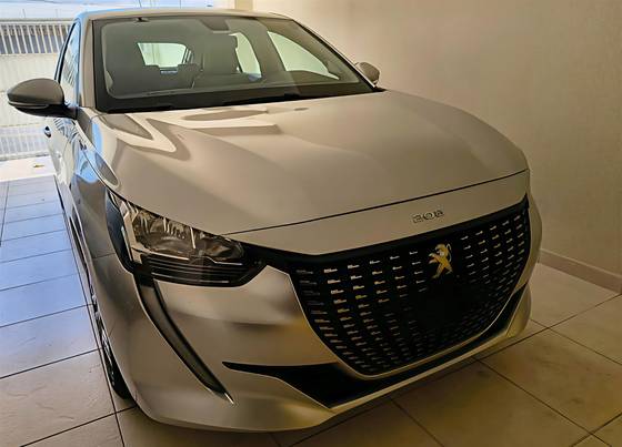 PEUGEOT 208 1.6 16V FLEX ALLURE AT6 PEUGEOT 208 1.6 16V FLEX ALLURE AT6